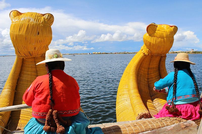 Embarcación de los Uros