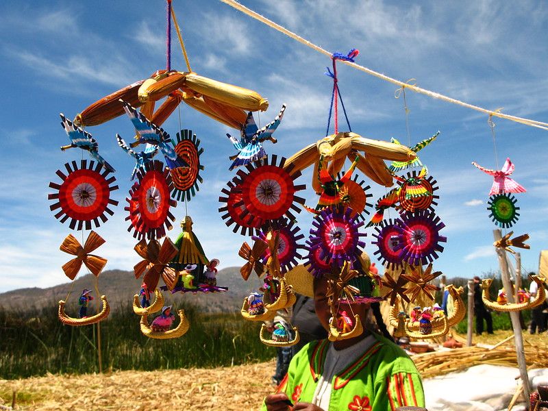 Artesanía de los Uros