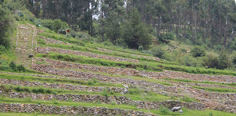 Andenes de Inkilltambo en Cusco / Ft: Luz Incappuiño