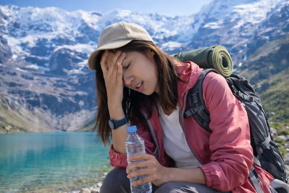 Turista sufriendo el mal de altura