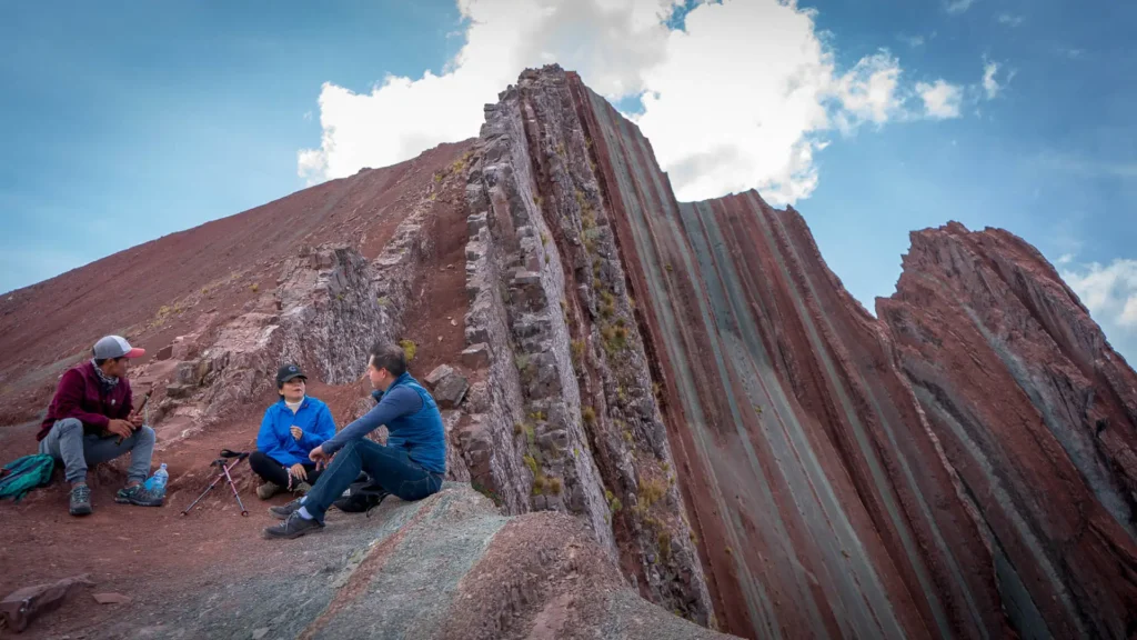 Tour Pallay Punchu desde Cusco: Montaña Arco Iris Filuda